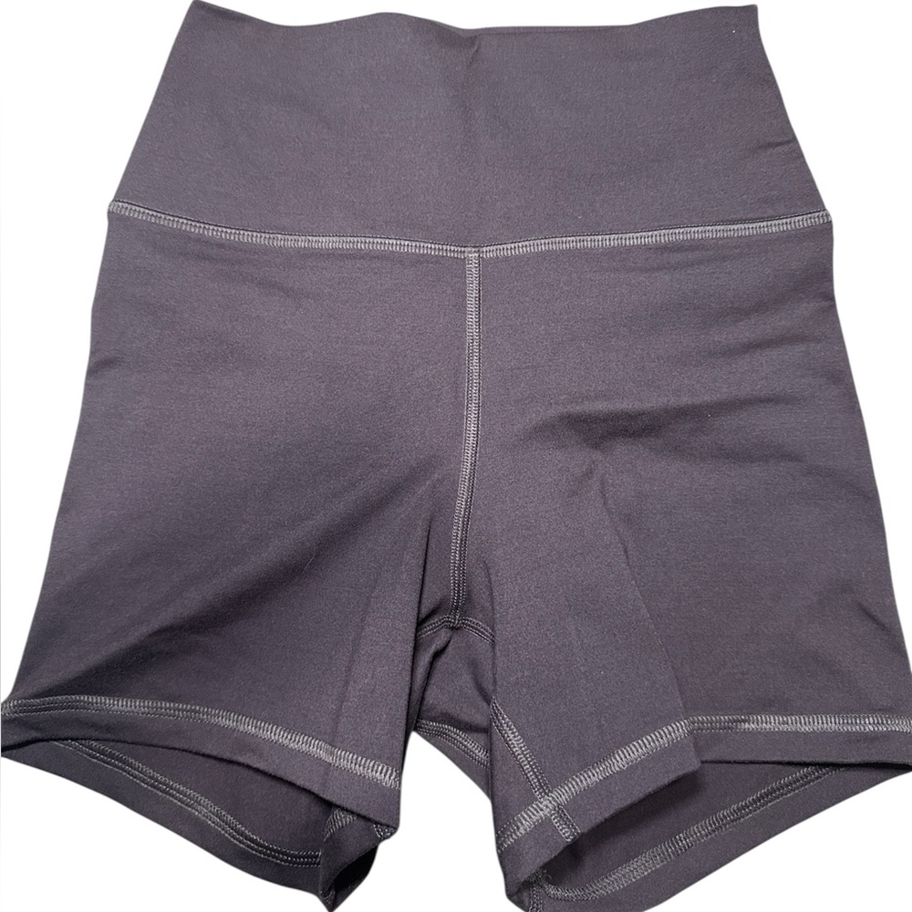 Fleo Brown High-Waisted Shorts XS